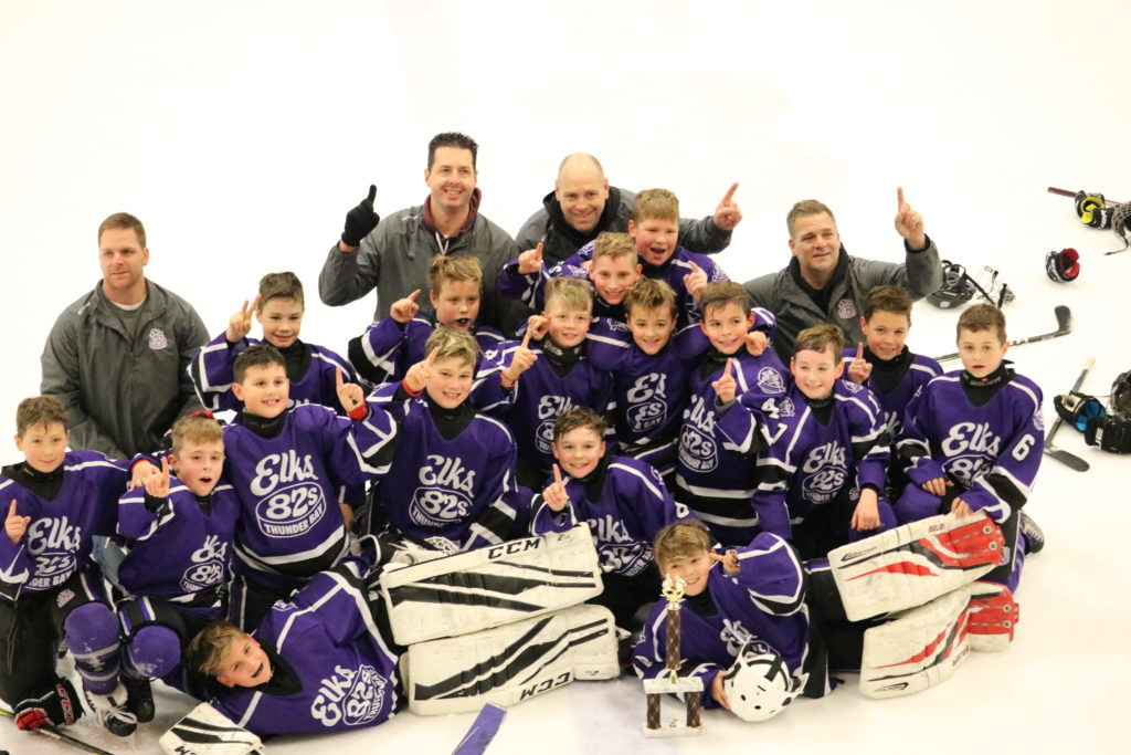 Elks Atom AA are the 2018 Portman Thanksgiving Classic Squirt tournament champions!